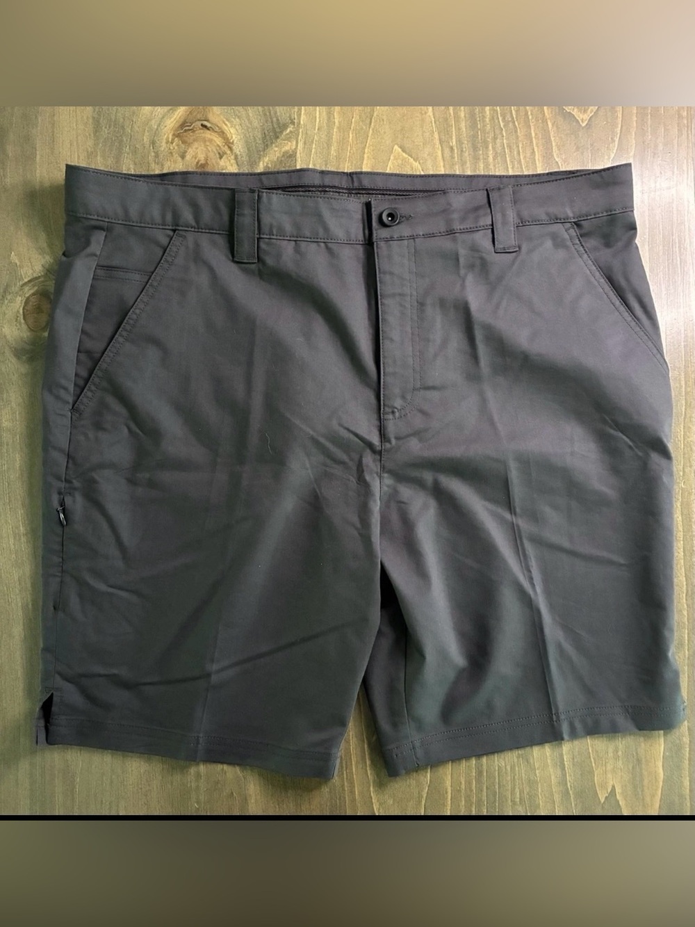 Mountain Warehouse Mens 40 Waist Quick Dry Stretch Golf or Casual Shorts Gray